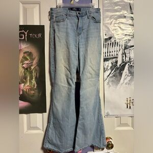 Hollister mid-rise flared jeans